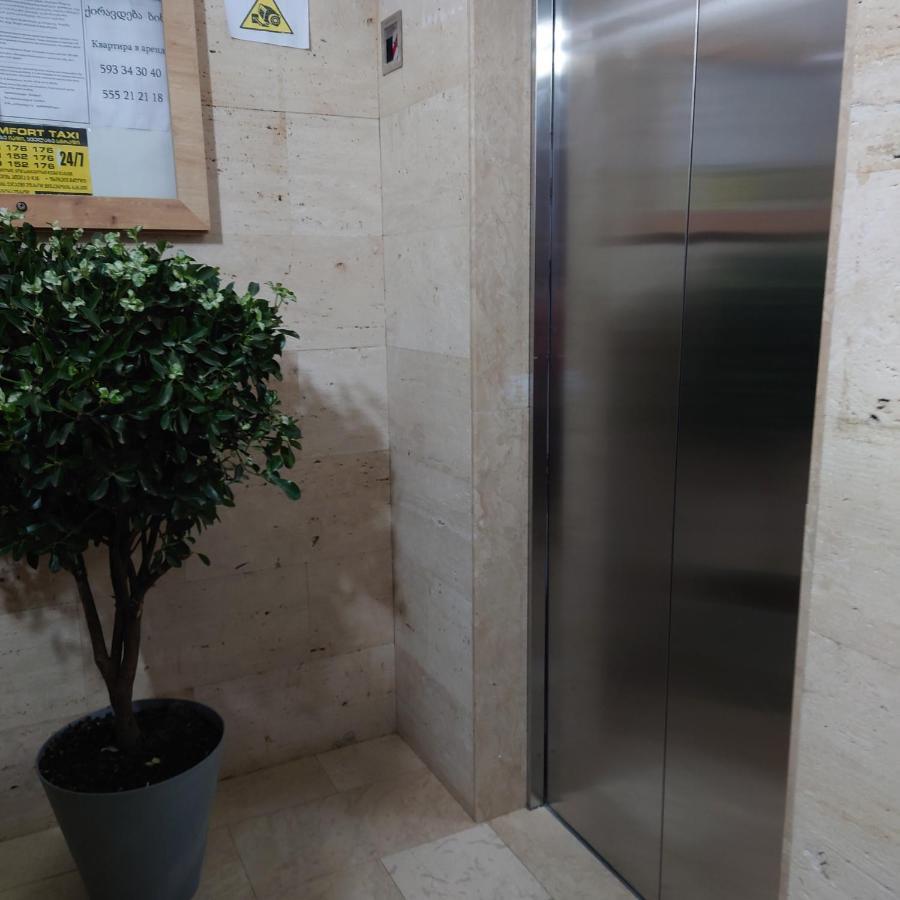 Ferienwohnung Bat Towers Studia Batumi Exterior foto